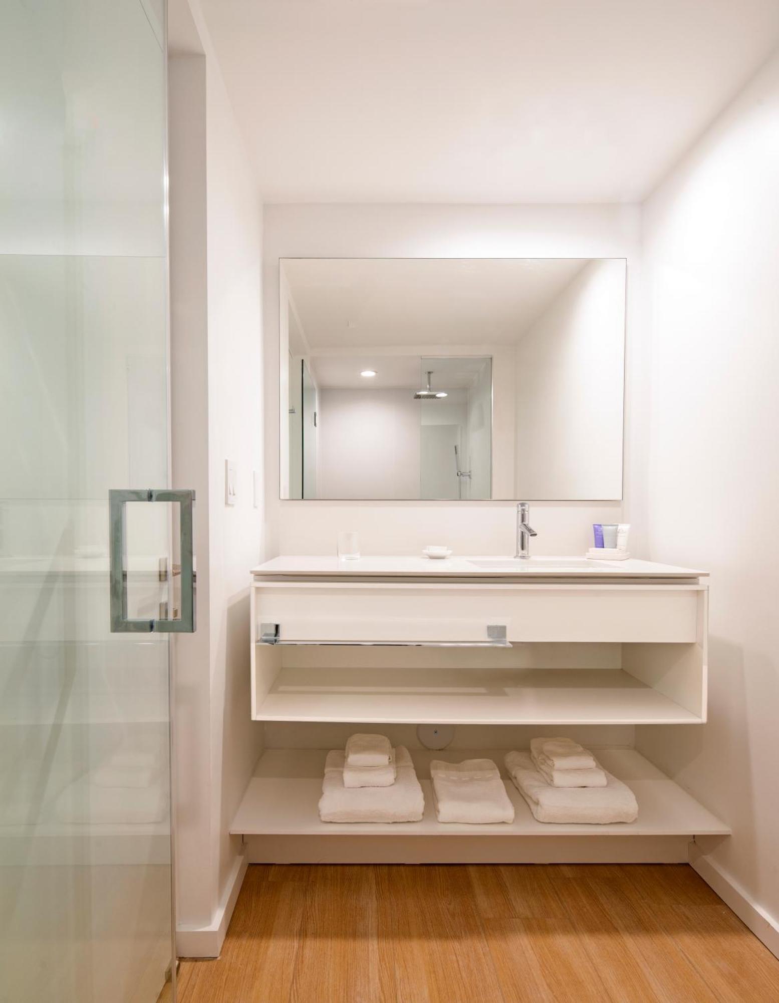 Beach Haus Residences Bal Harbour Номер фото