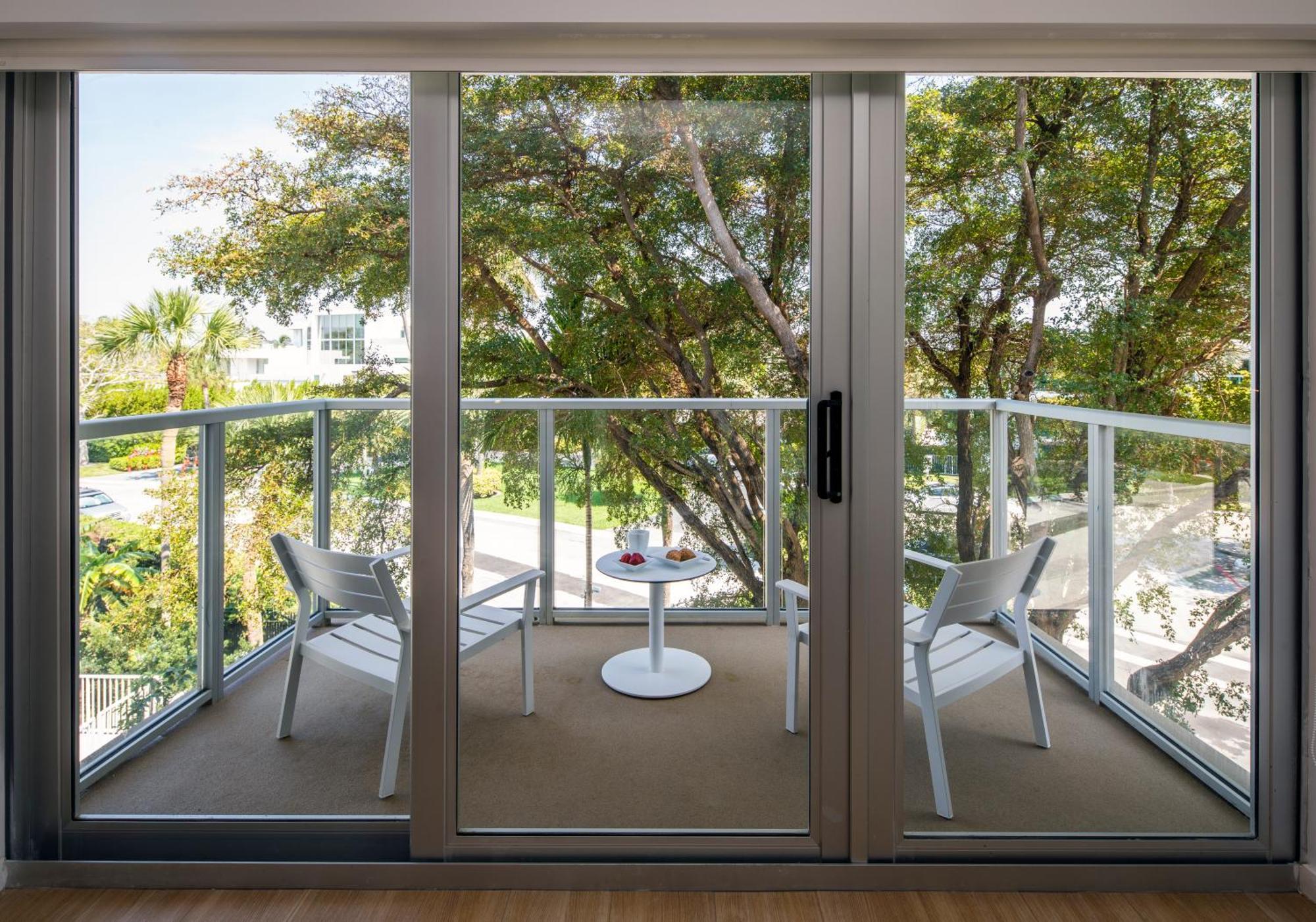 Beach Haus Residences Bal Harbour Номер фото